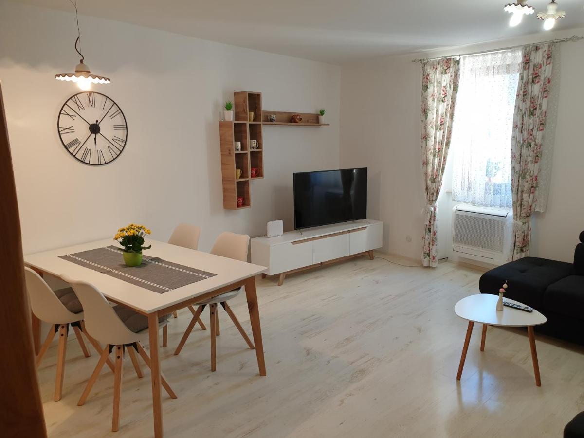 Apartment Old Town Umag Exterior foto