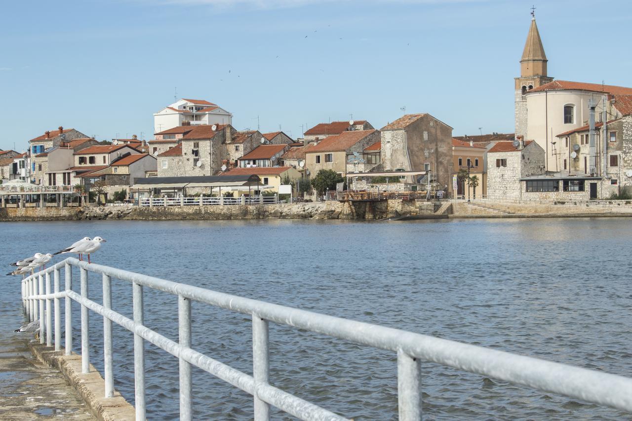 Apartment Old Town Umag Exterior foto