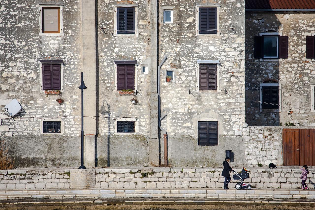 Apartment Old Town Umag Exterior foto